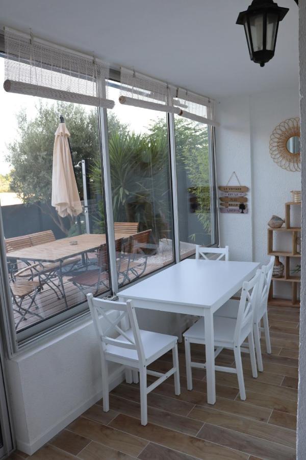 Apartament Le Petit Sud Carqueiranne Zewnętrze zdjęcie