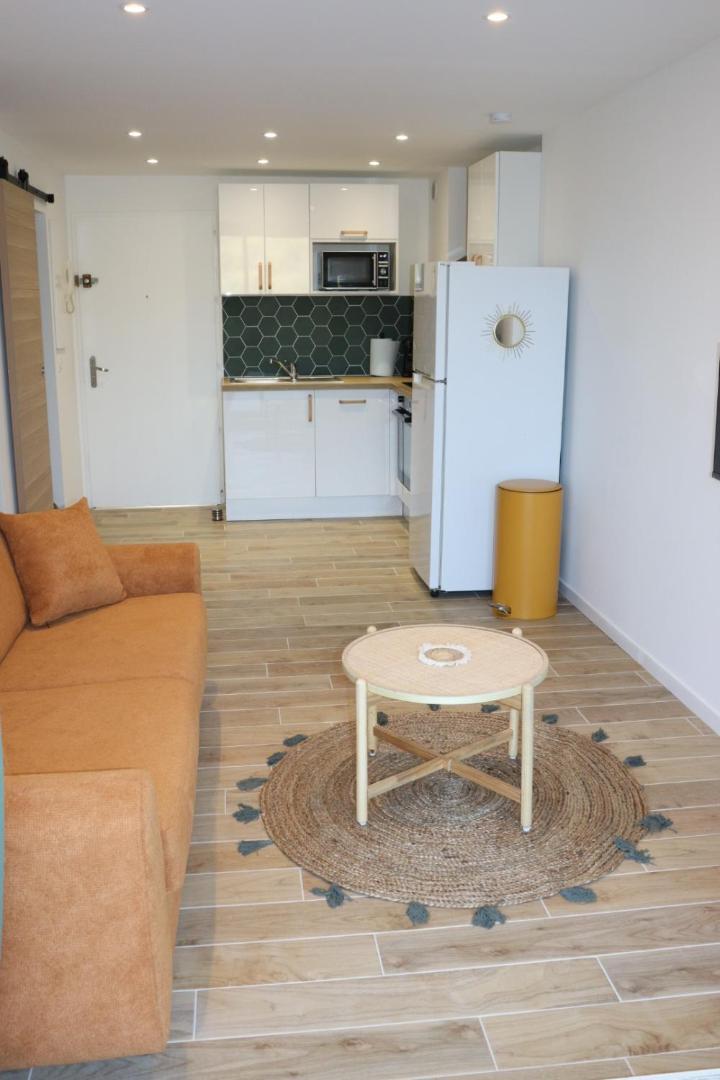Apartament Le Petit Sud Carqueiranne Zewnętrze zdjęcie